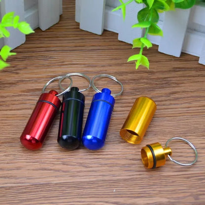 Outdoor Medicine Bottle Aluminum Alloy Keychain Mini Medicine Jar First Aid Pill Bottle Fashion Key Chains Color Random